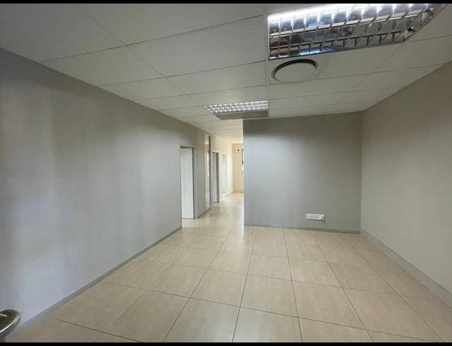 BUSINESS PROPERTY TO RENT IN MIDSTREAM ESTATE